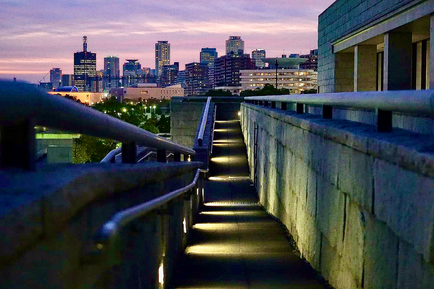 THE CLASS KOBE美術館